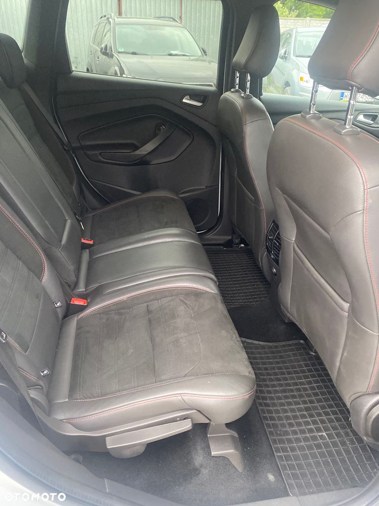 Ford Kuga 2.0 TDCi FWD ST-Line - 27