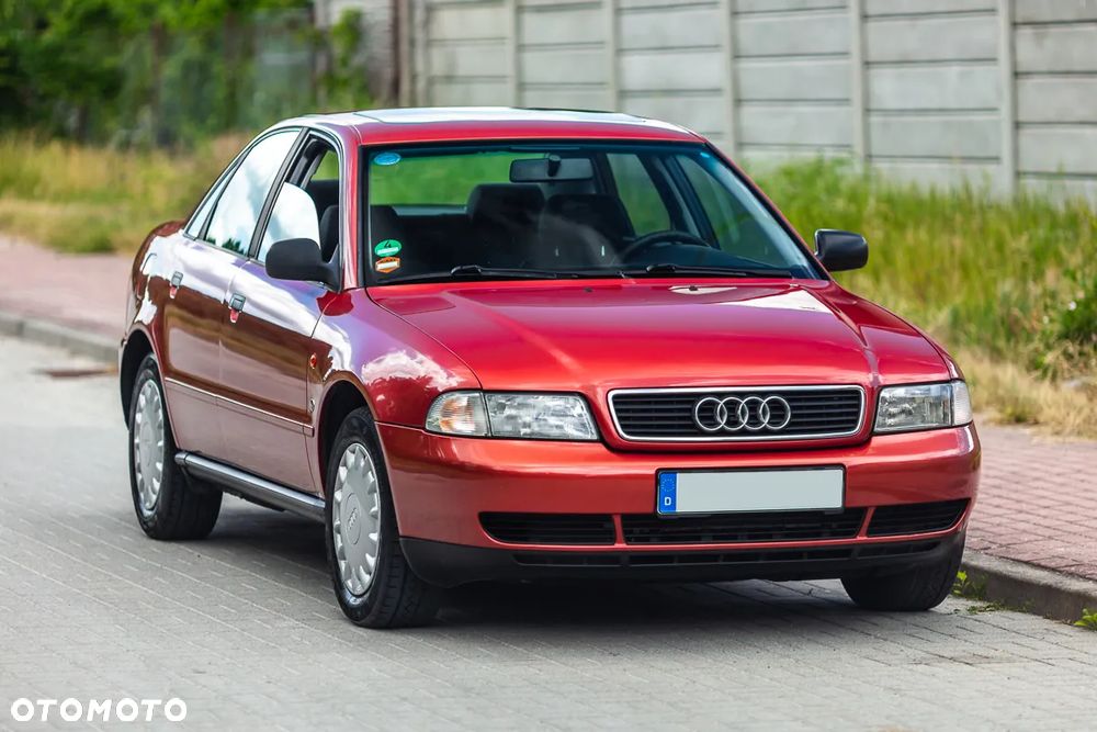 Audi A4 Limousine - 9