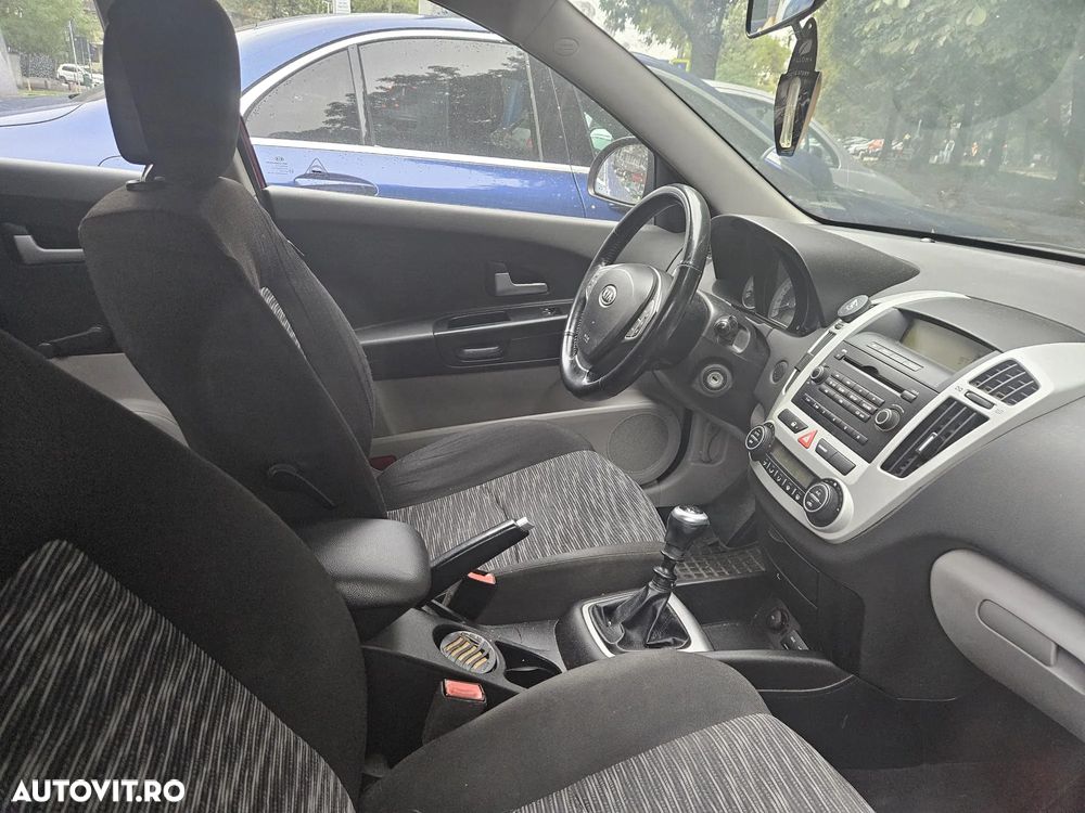 Kia Ceed Cee'd 1.4 GSL LX - 5