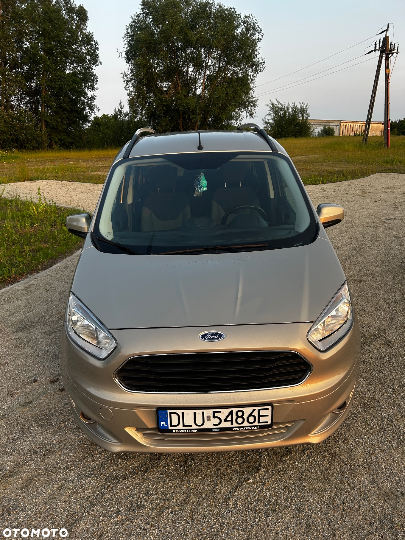 Ford Tourneo Courier 1.5 TDCi Trend - 9