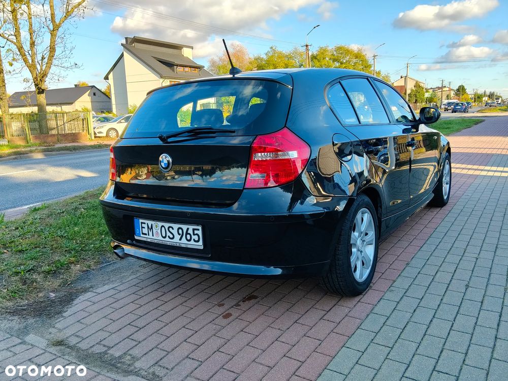 BMW Seria 1 2010 photo 5