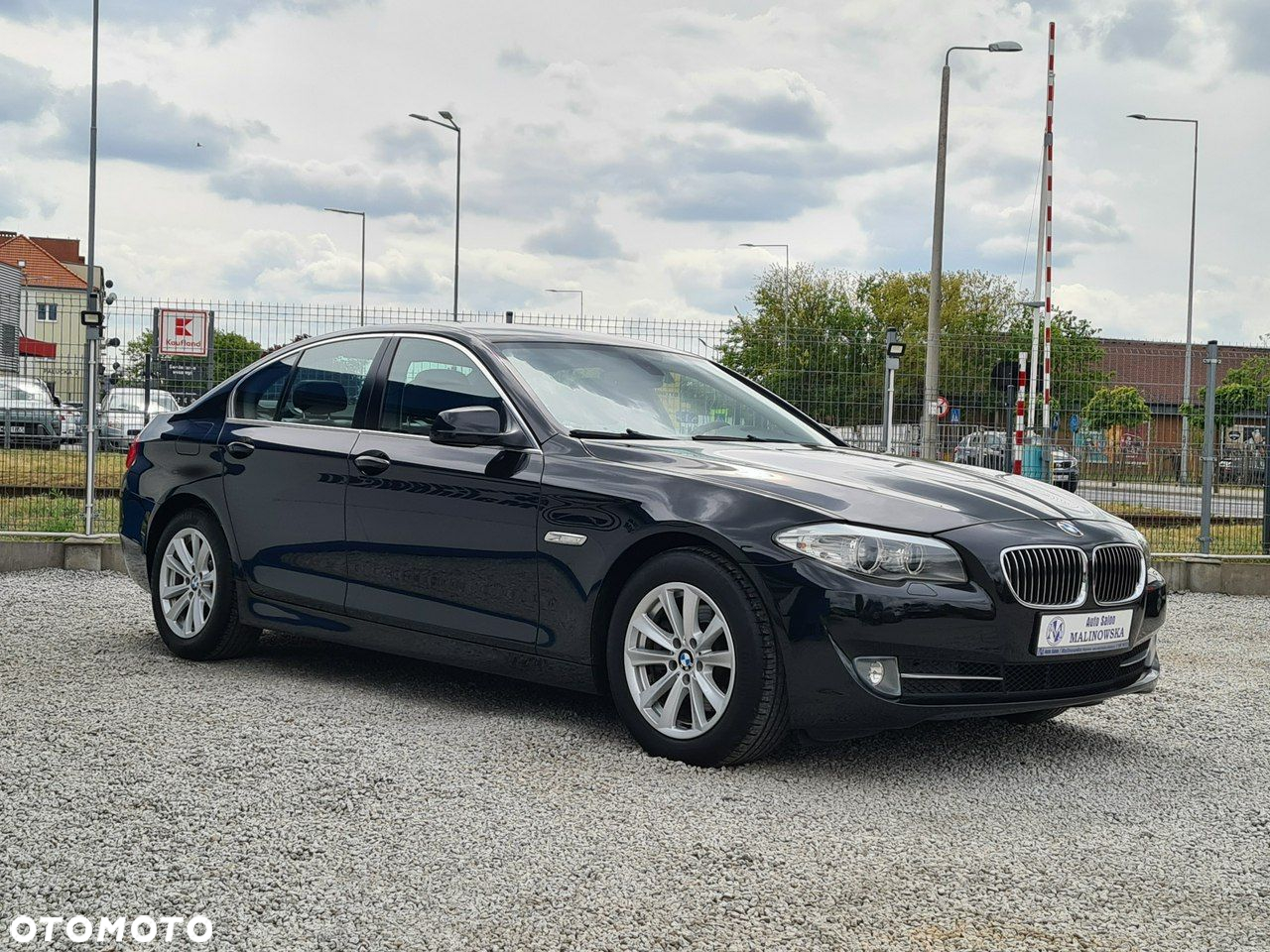 BMW Seria 5 520d - 8