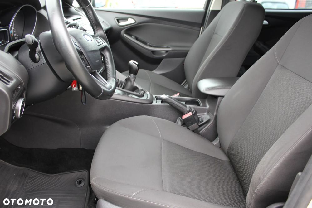 Ford Focus Turnier 1.6 Ti-VCT Trend - 12