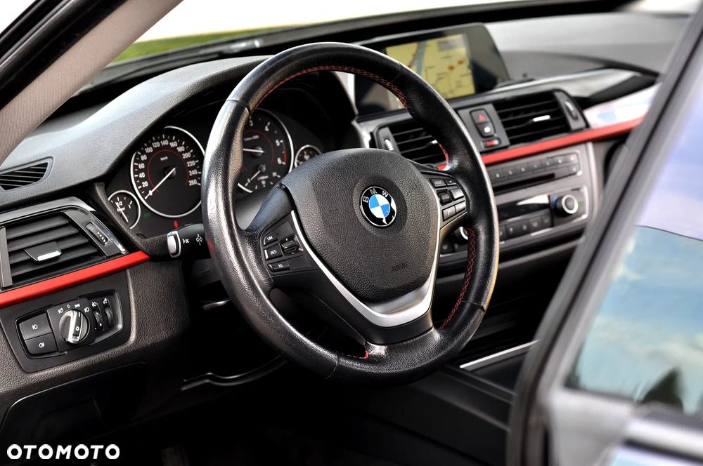 BMW 3GT 318d Sport Line - 18