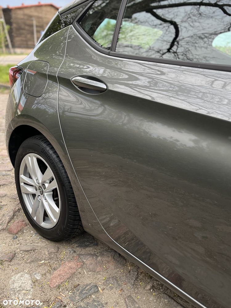 Opel Astra - 16