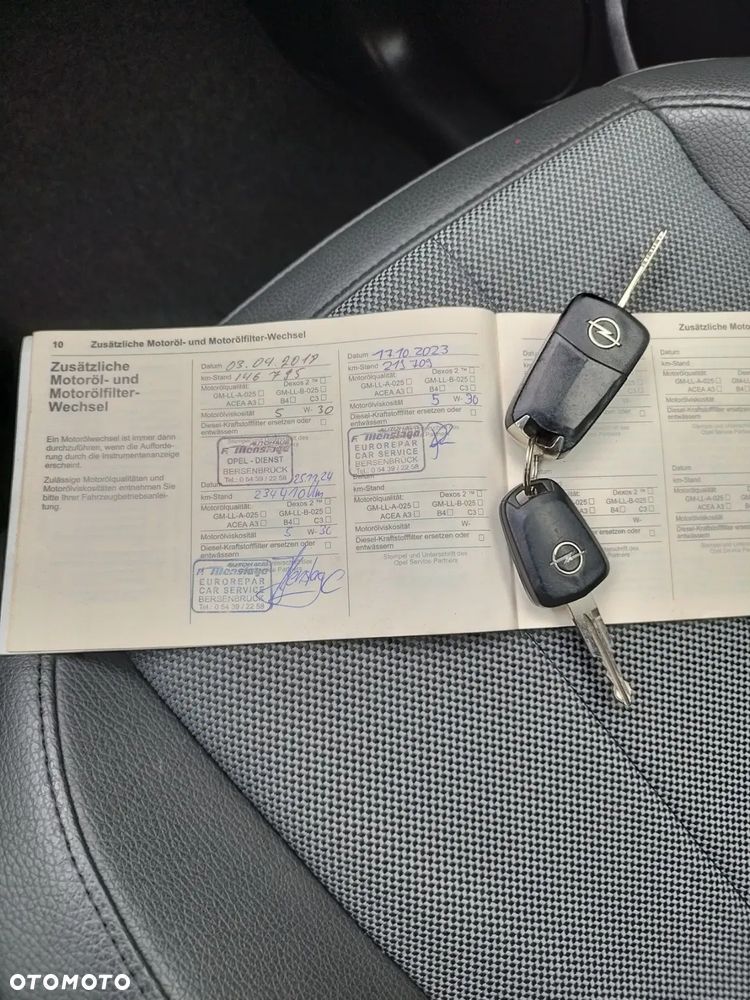 Opel Antara - 37