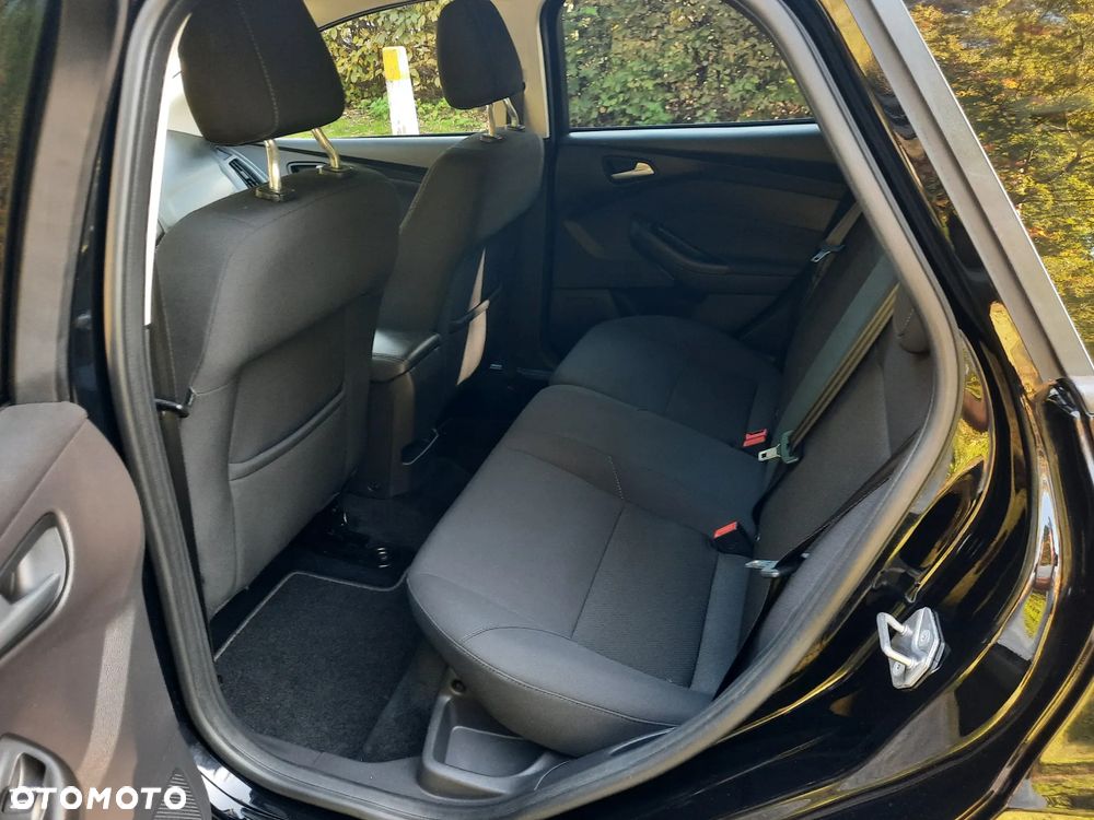 Ford Focus - 17