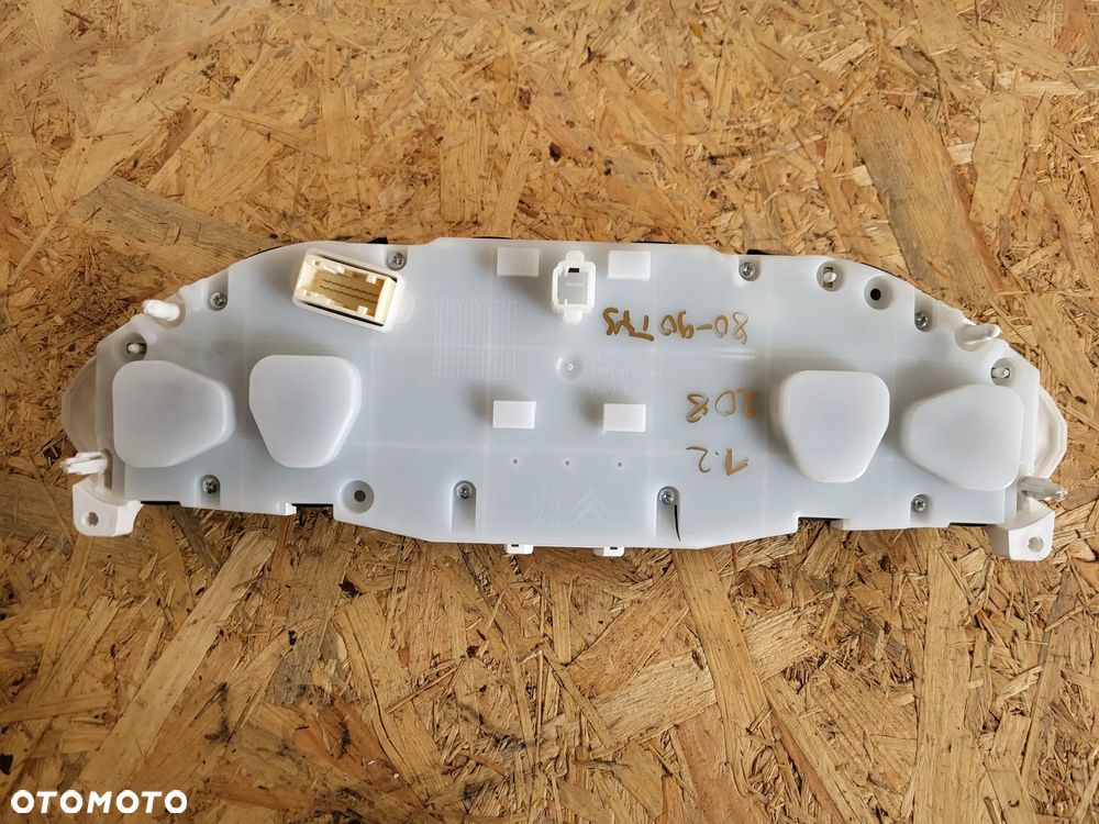 Licznik Peugeot 208 1.2 VTI - 2