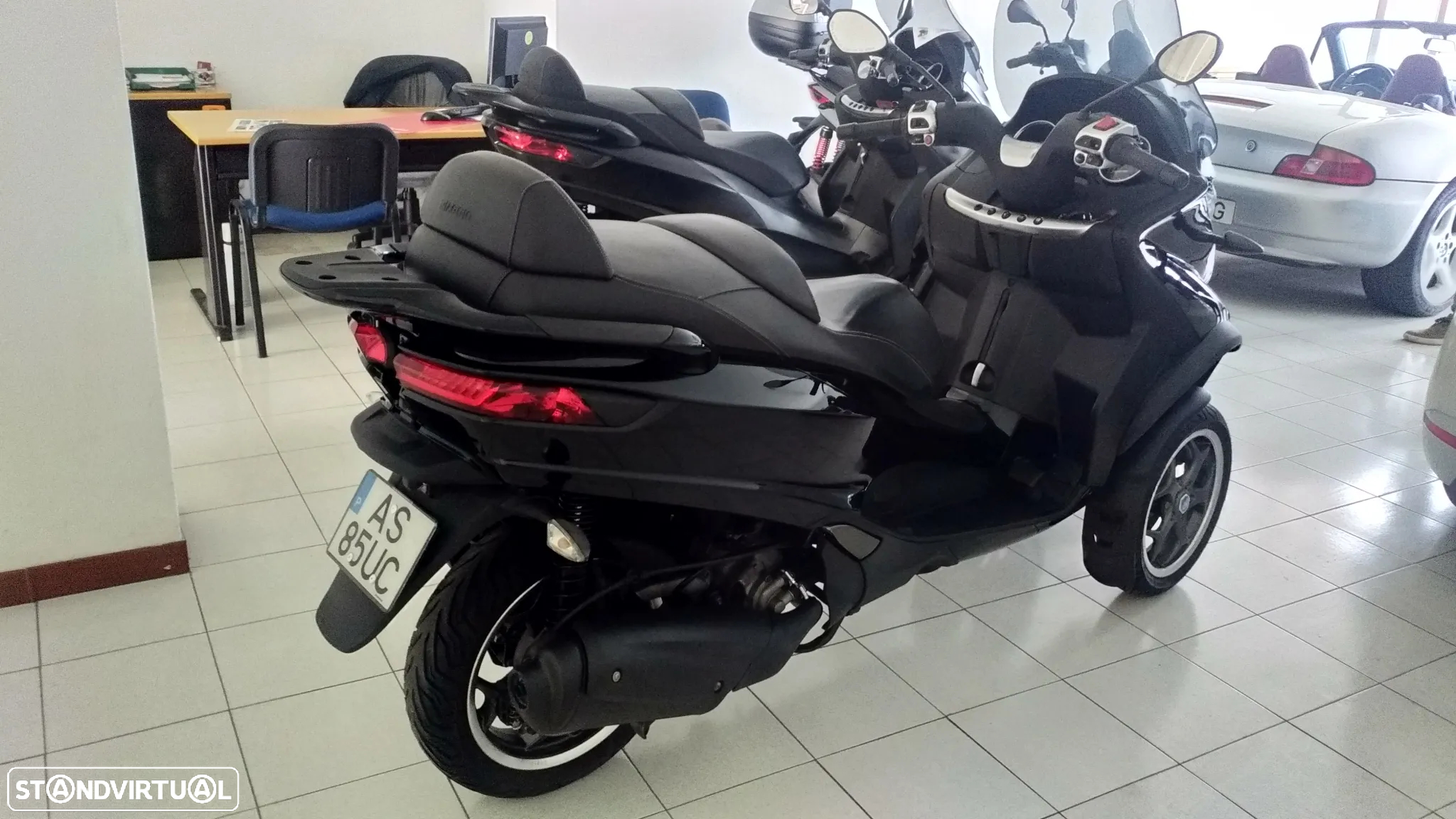 Piaggio MP3 LT - 8