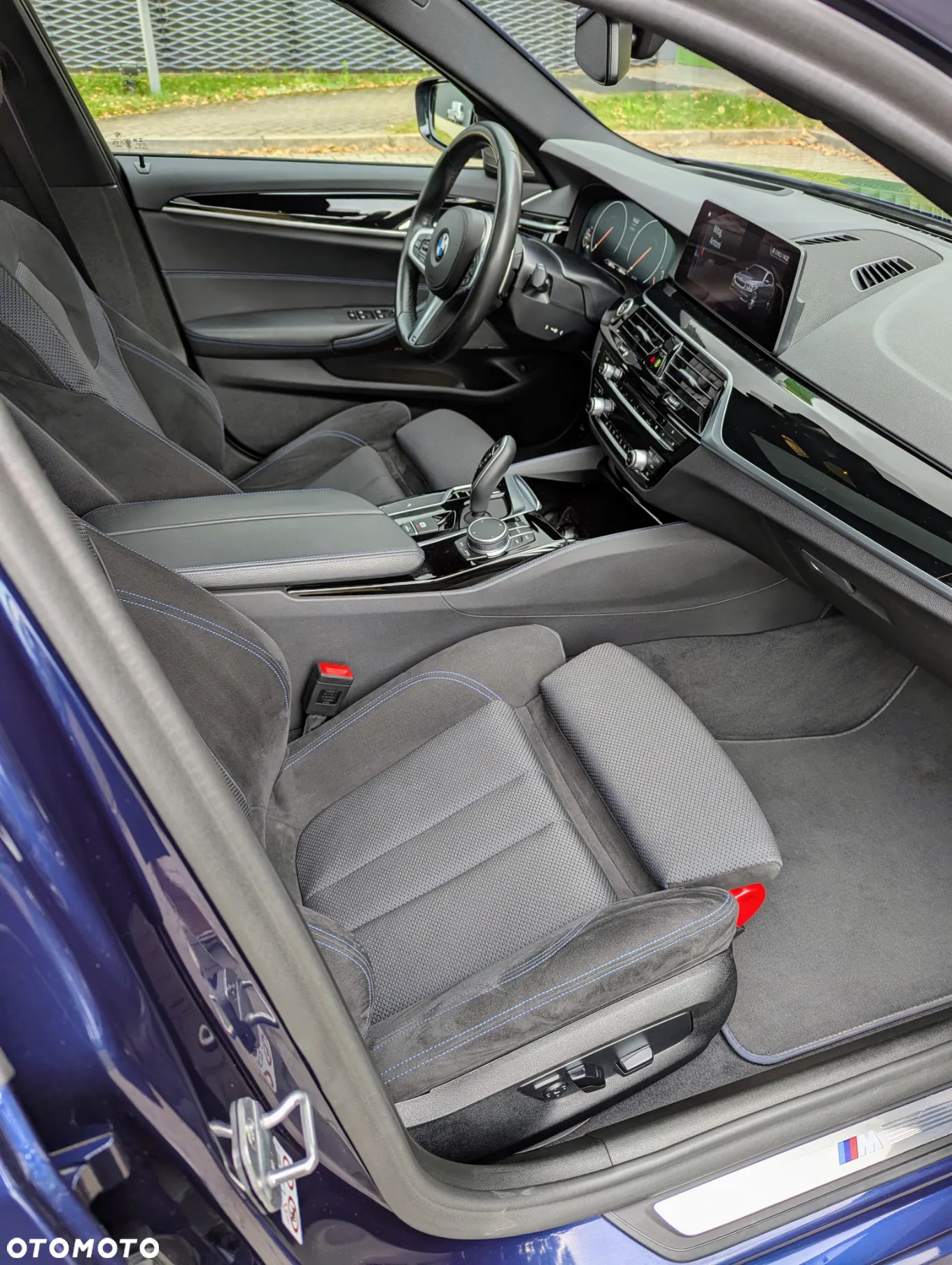 BMW Seria 5 530i GPF xDrive M Sport sport - 16