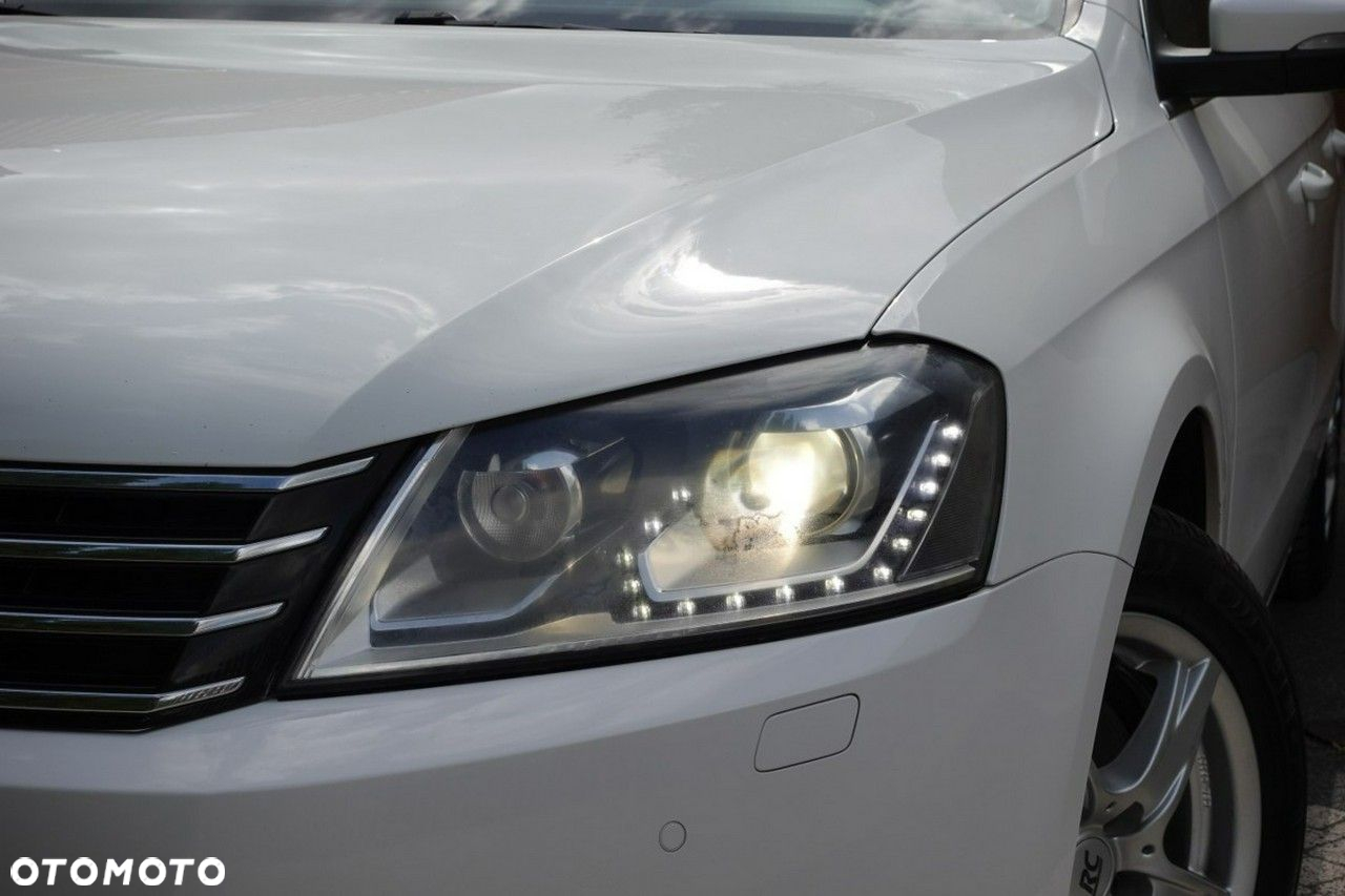 Volkswagen Passat - 3