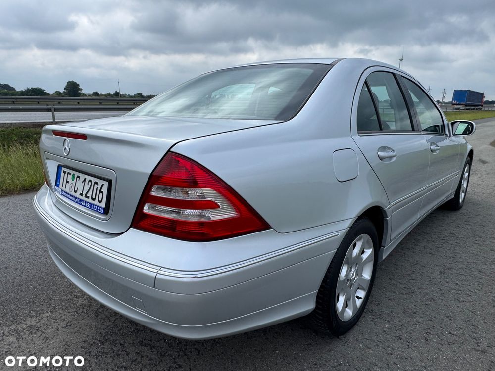 Mercedes-Benz Klasa C 200 Kompressor Automatik Elegance - 16