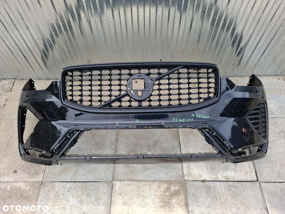 ZDERZAK PRZEDNI PRZÓD VOLVO XC60 II LIFT R DESING ŁADNY GRILL - 1