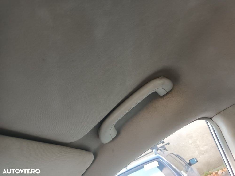 Dezmembrari  Kia CARNIVAL (VQ)  2006  > 2014 - 34