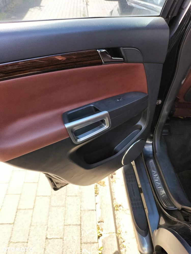 Opel Antara - 10
