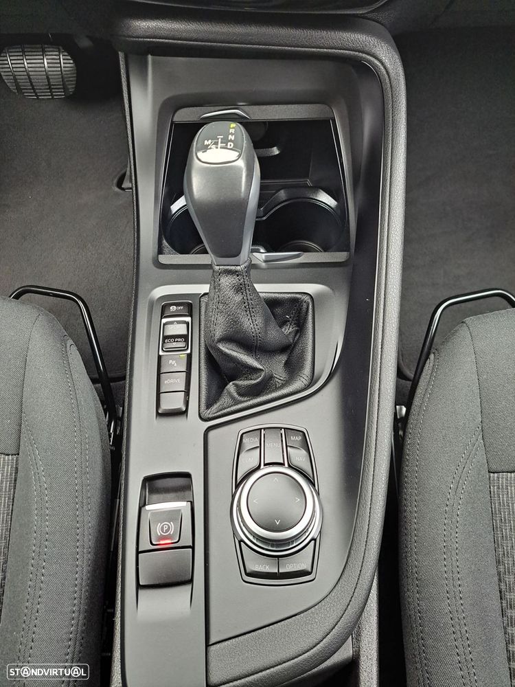 BMW X1 25 e xDrive Corporate Edition - 11