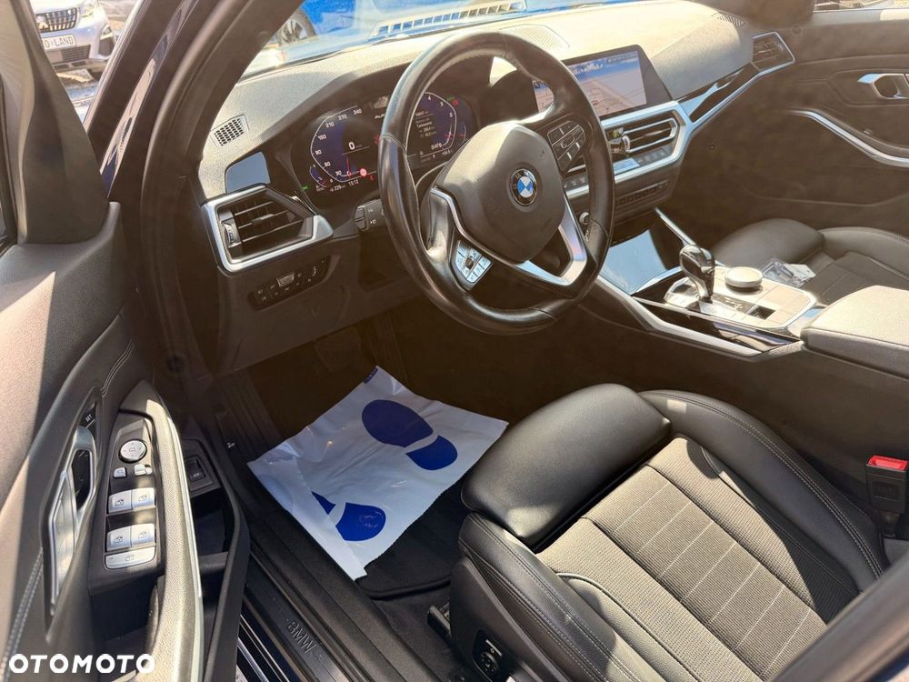 BMW Seria 3 - 11