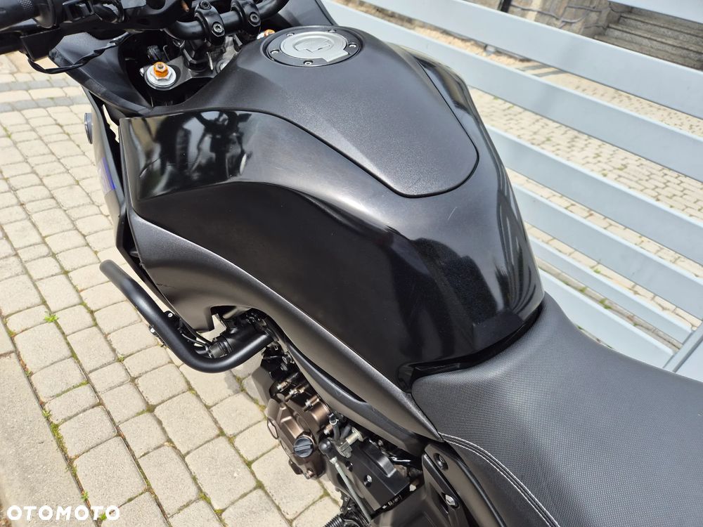 Yamaha MT - 3
