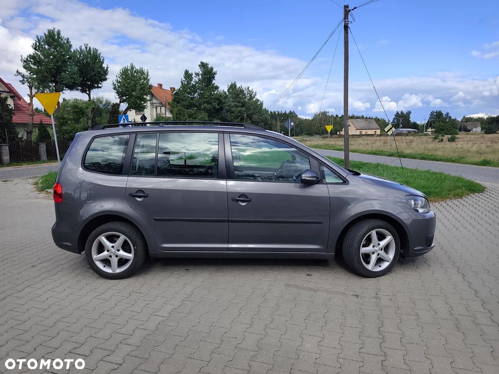 Volkswagen Touran 1.6 TDI DPF Highline DSG - 8