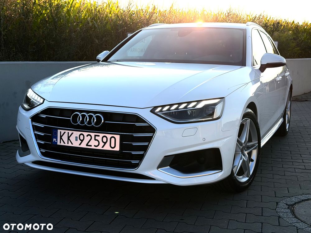 Audi A4 Avant 40 TFSI Sport S tronic - 11