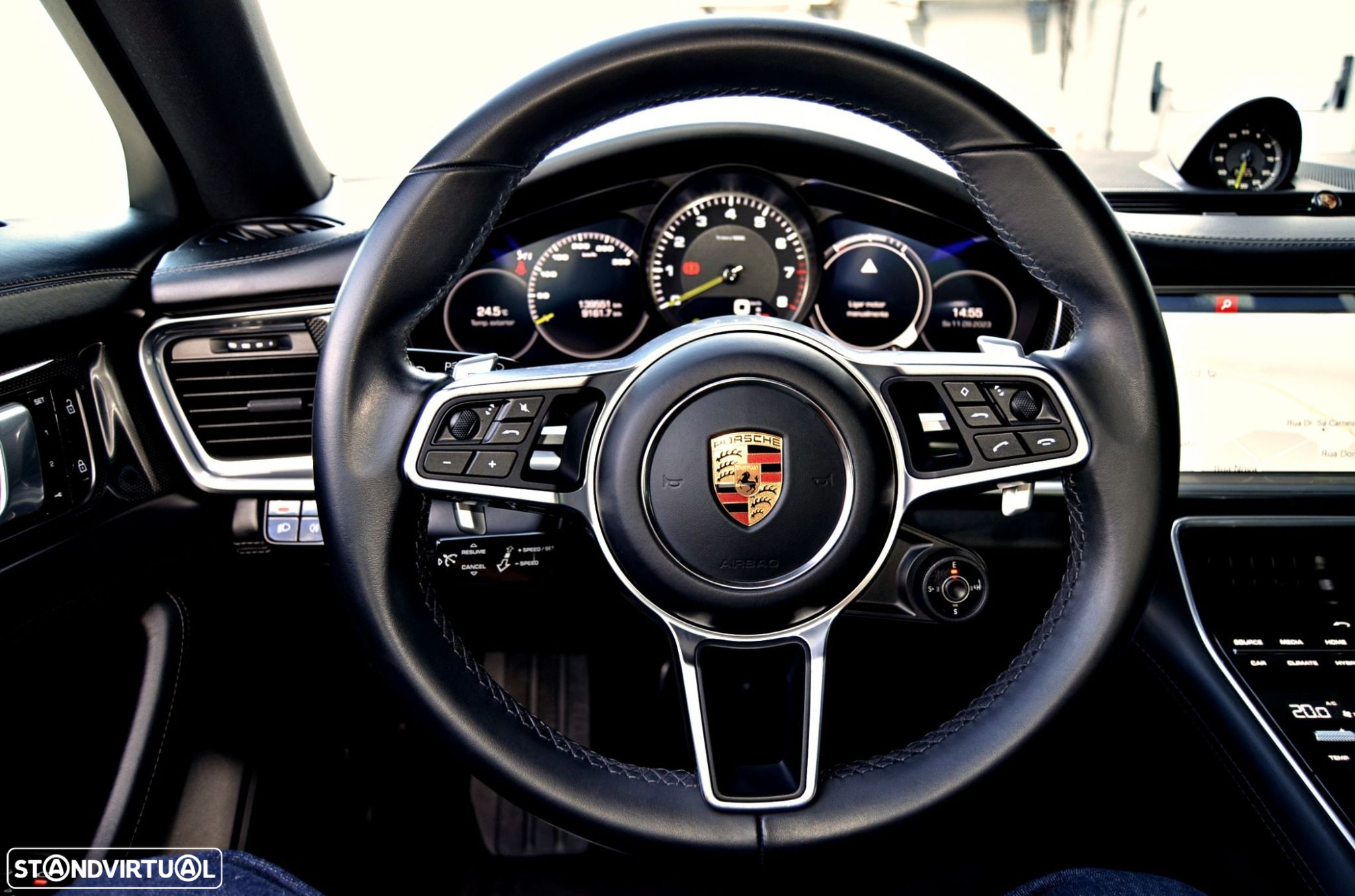 Porsche Panamera 4 E-Hybrid - 17