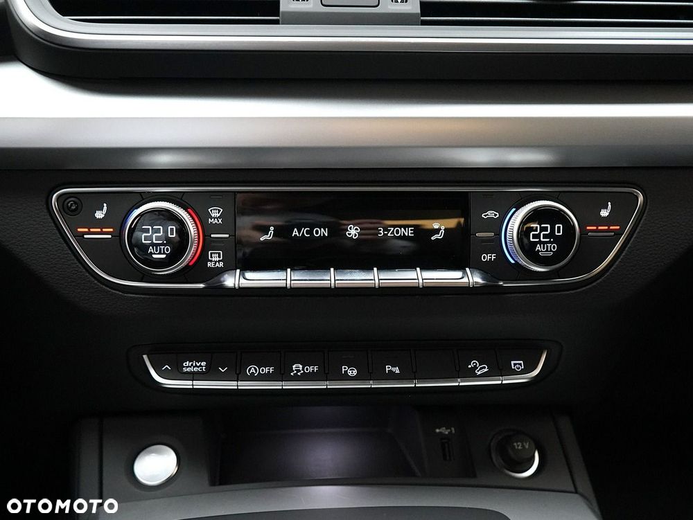 Audi Q5 Sportback - 16