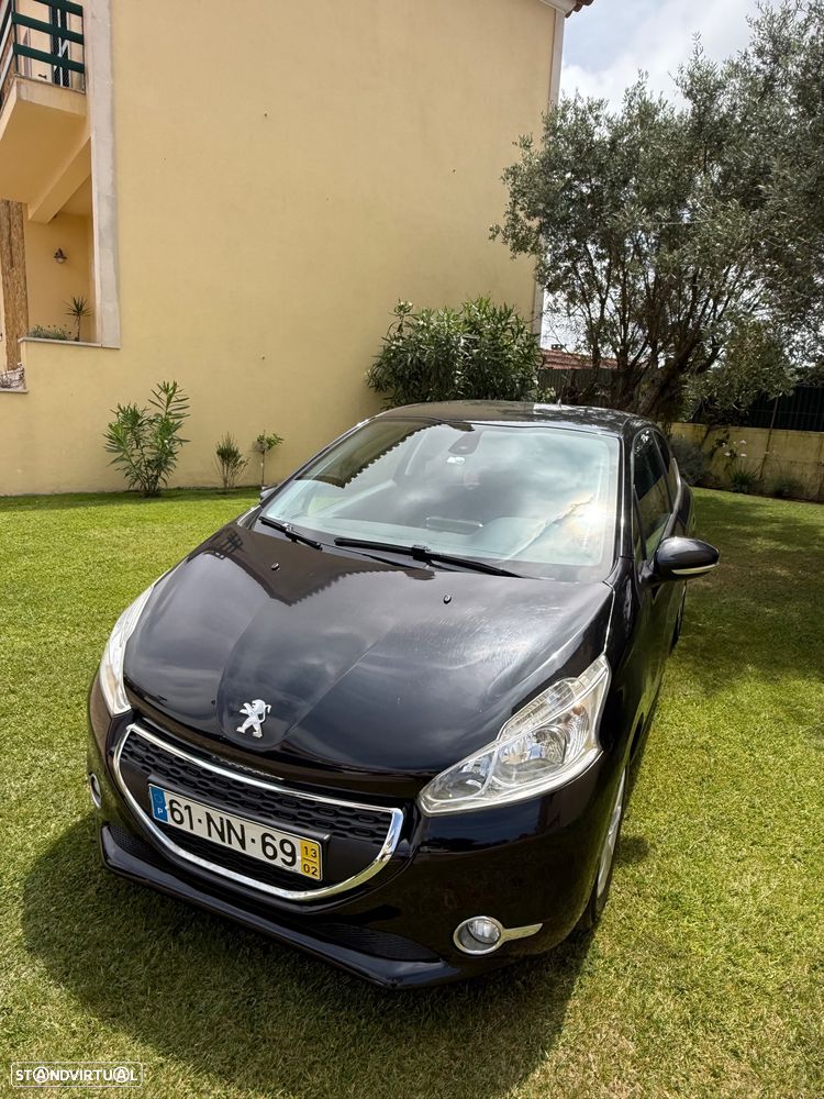 Peugeot 208 1.2 VTi Active - 4