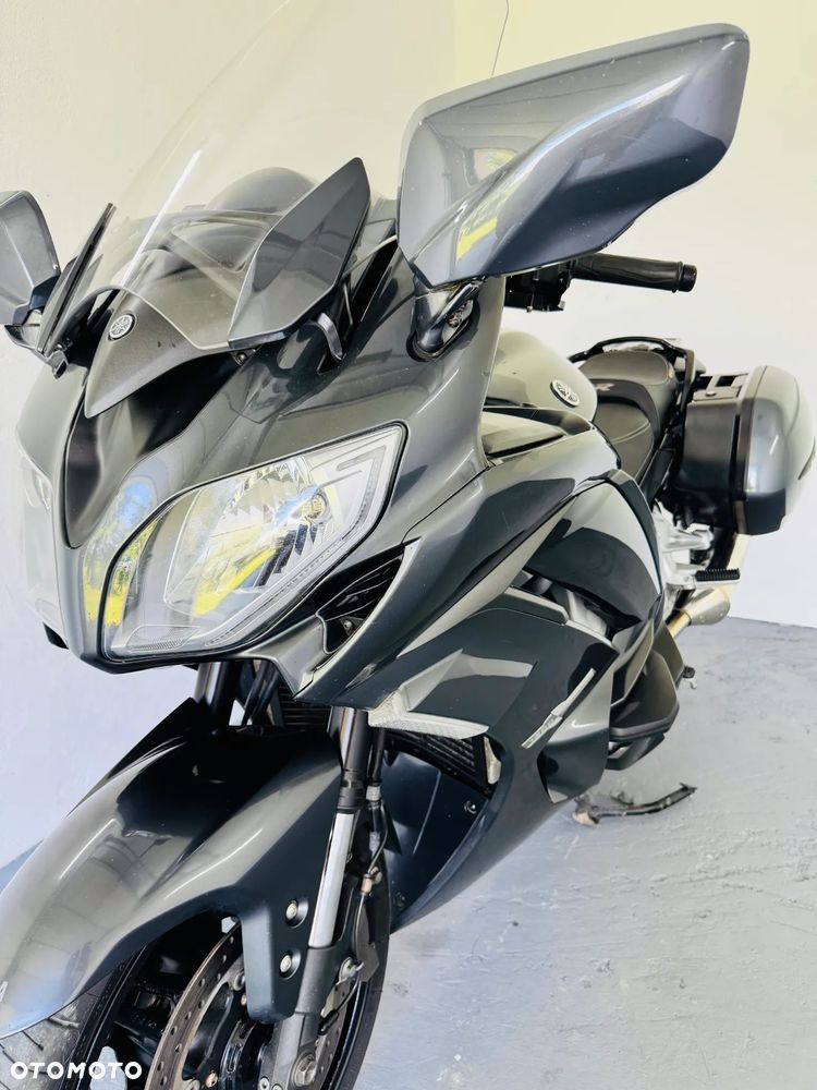 Yamaha FJR - 29