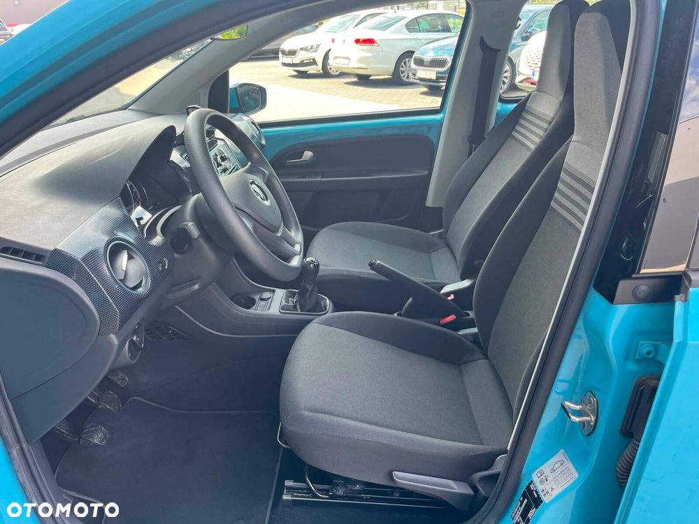 Volkswagen up! 1.0 move - 10