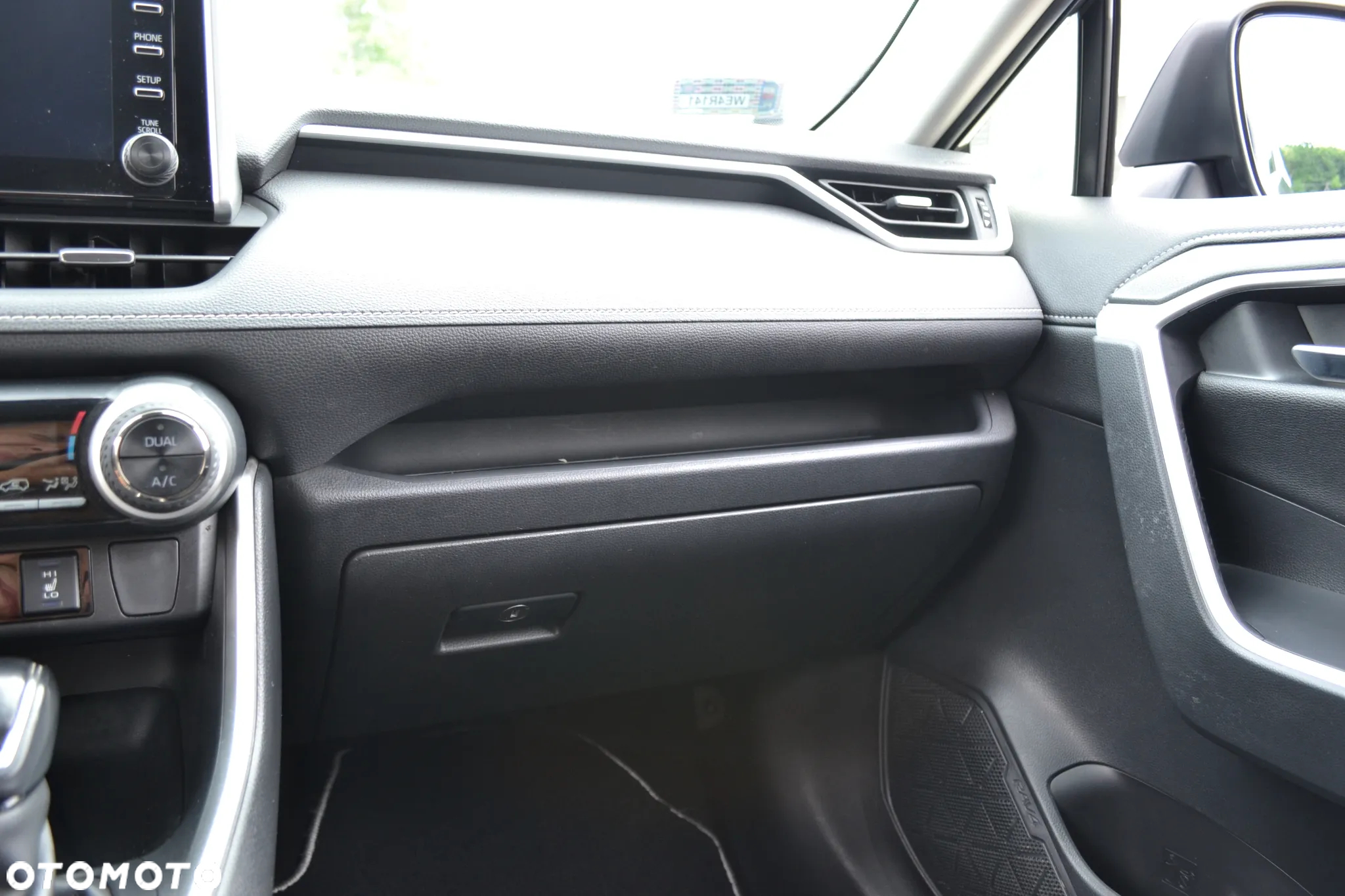 Toyota RAV4 - 26