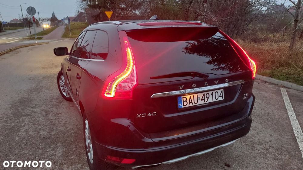 Volvo XC 60 T5 Momentum - 13