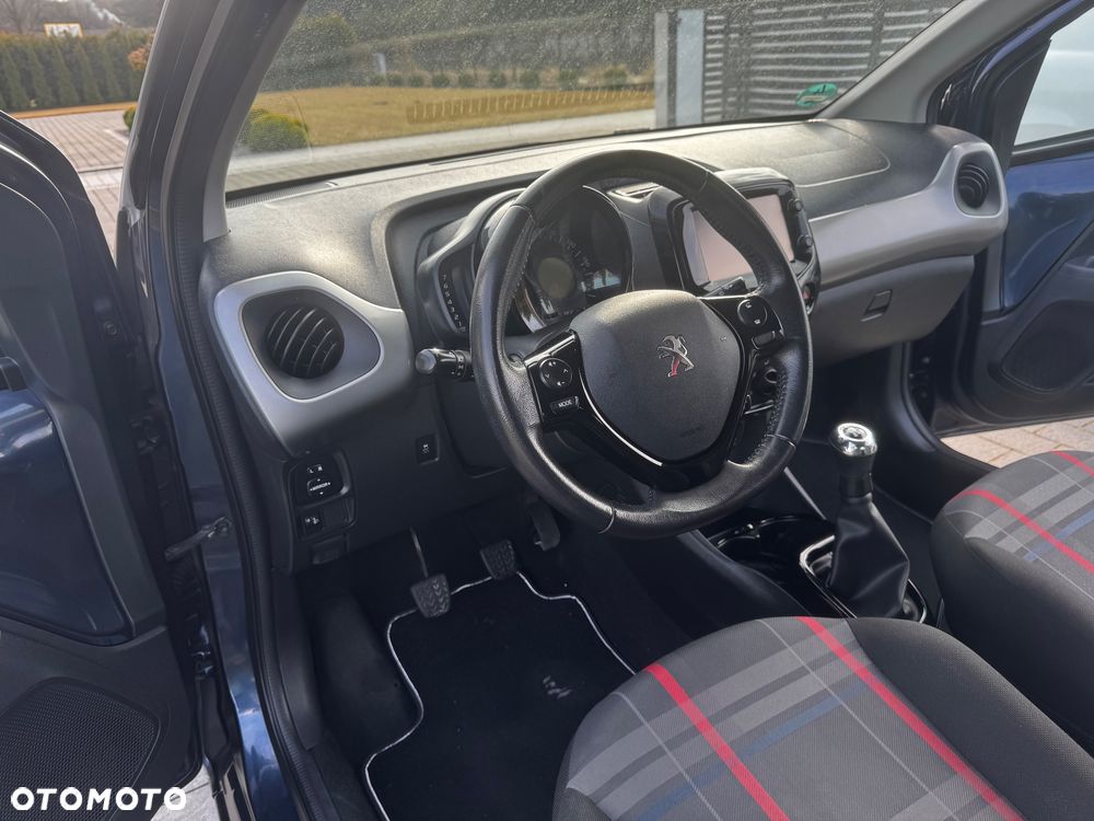 Peugeot 108 - 10