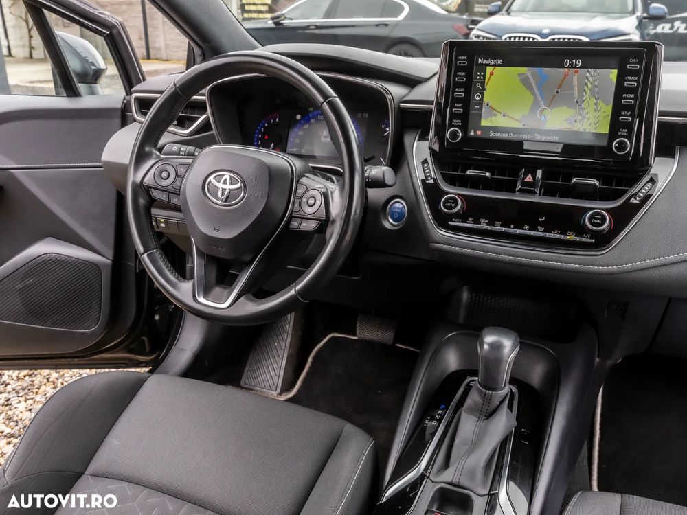Toyota Corolla 2.0 Hybrid Business Edition - 7