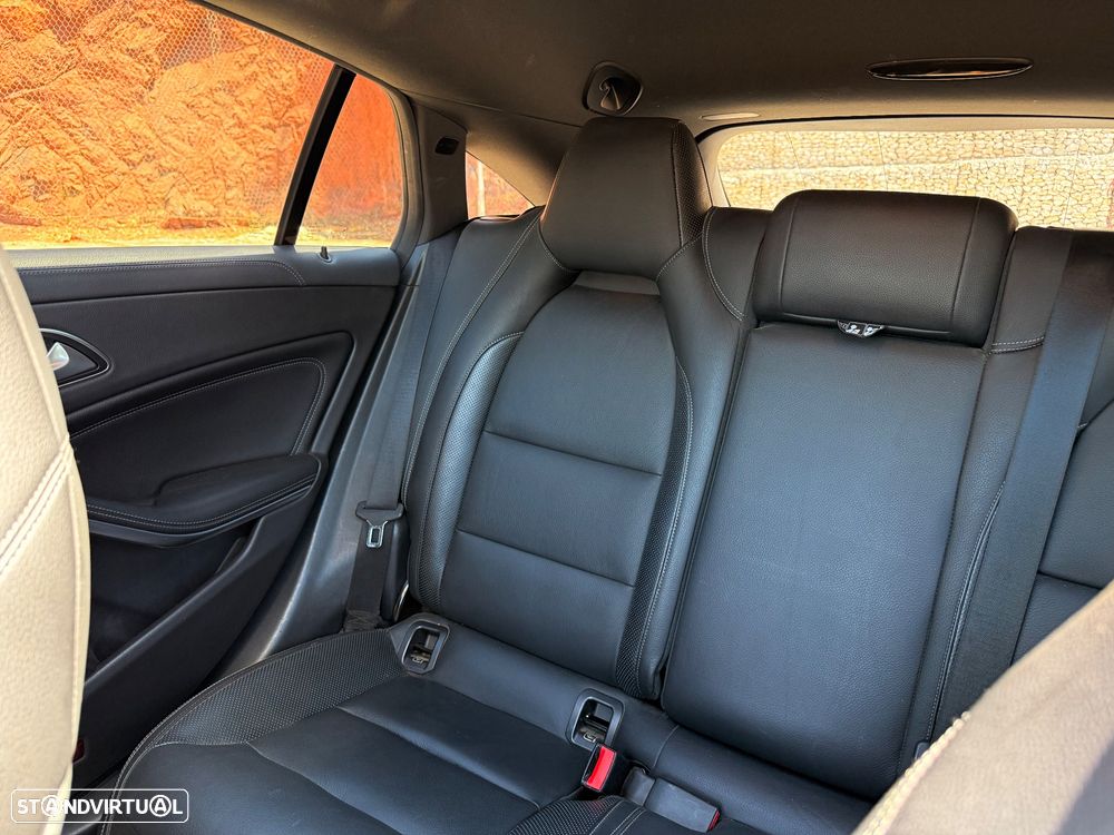 Mercedes-Benz CLA 180 d 7G-DCT - 9