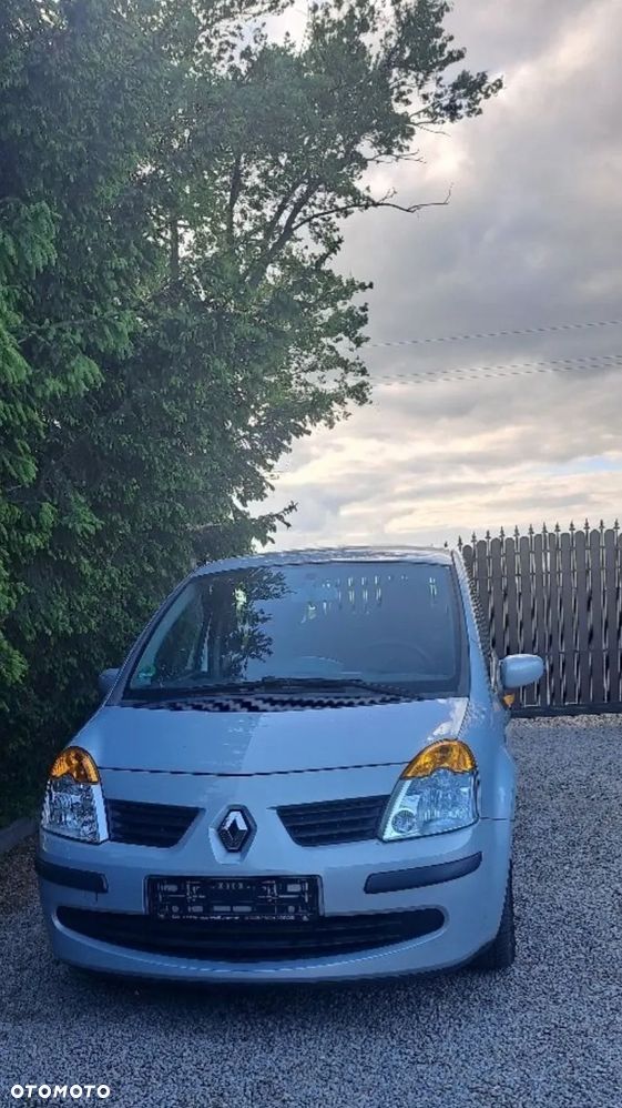 Renault Modus - 1