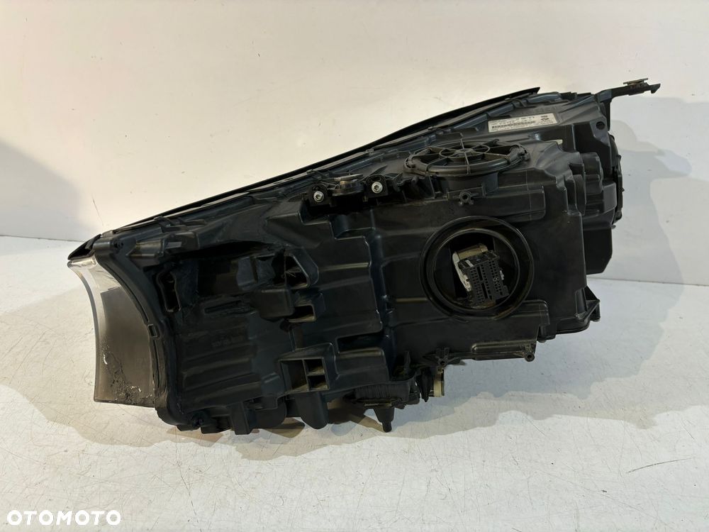 BMW 7 G11 / G12 Lampa przednia Laser Prawa - 15248 - 6