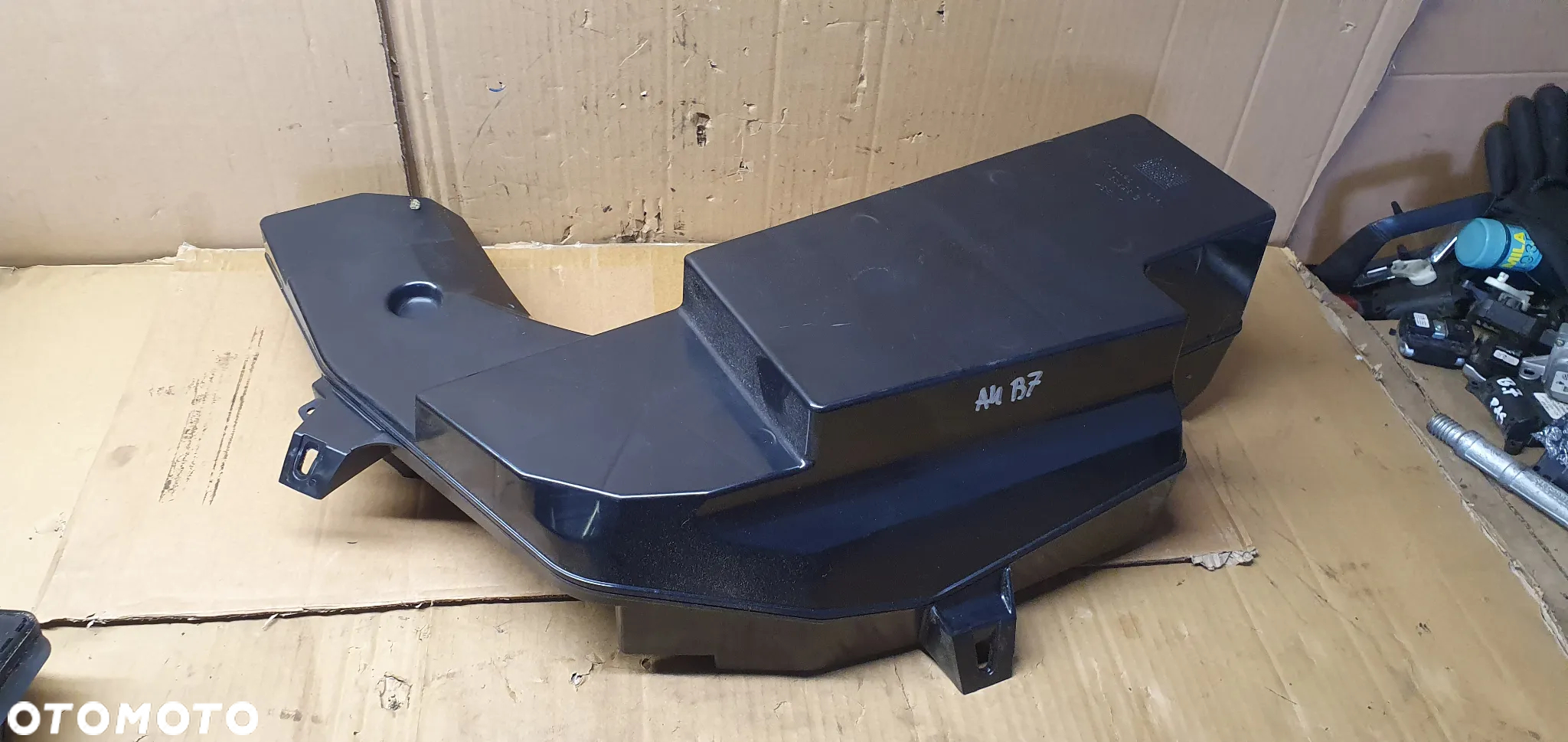 Głośnik subwoofer BOSE Audi A4 B7 8E9035382C - 5