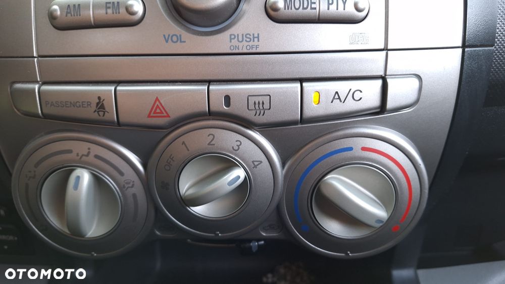 Daihatsu Sirion 1.3 - 21