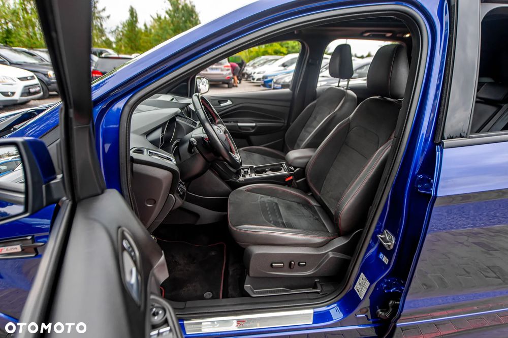 Ford Kuga 2.0 TDCi 4x4 ST-Line - 19