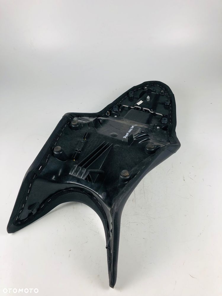 Triumph Speed Triple 1050 11-14 siedzenie kanapa fotel - 6