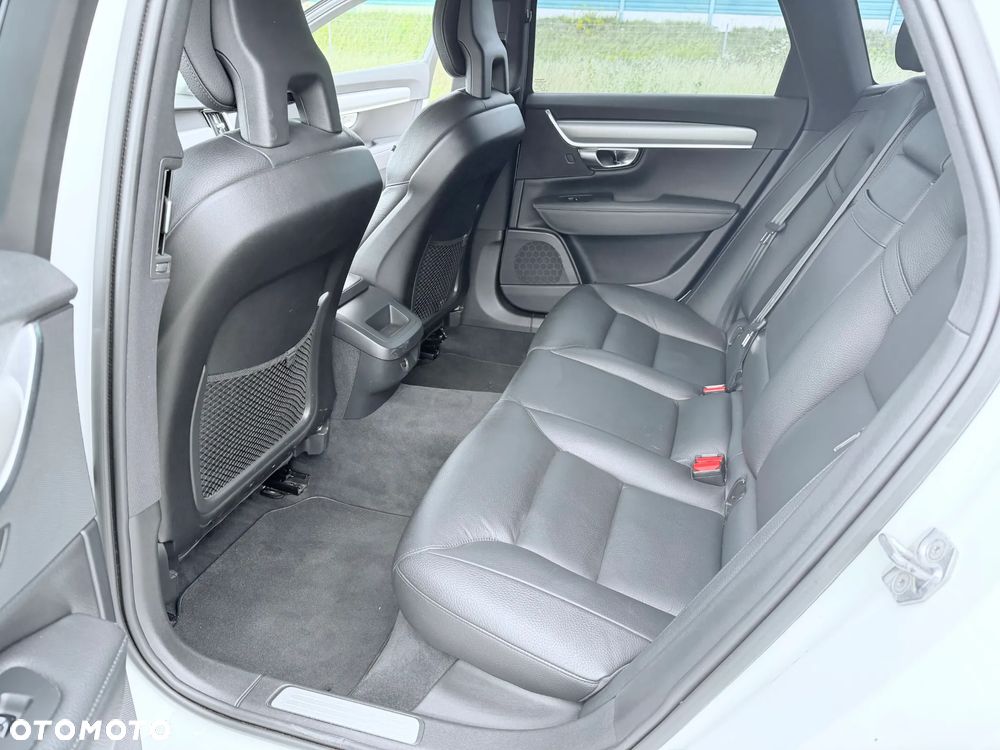 Volvo V90 - 8