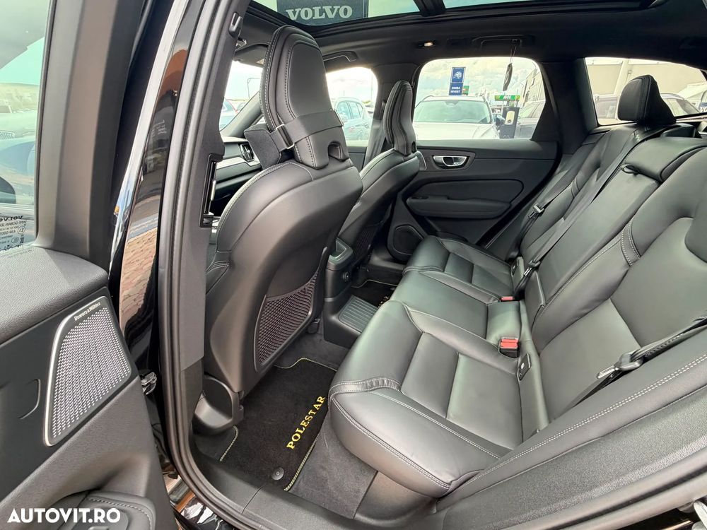 Volvo XC 60 T8 AWD AT PHEV Ultra Black Edition - 10