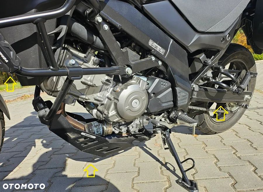 Suzuki V-STROM - 8