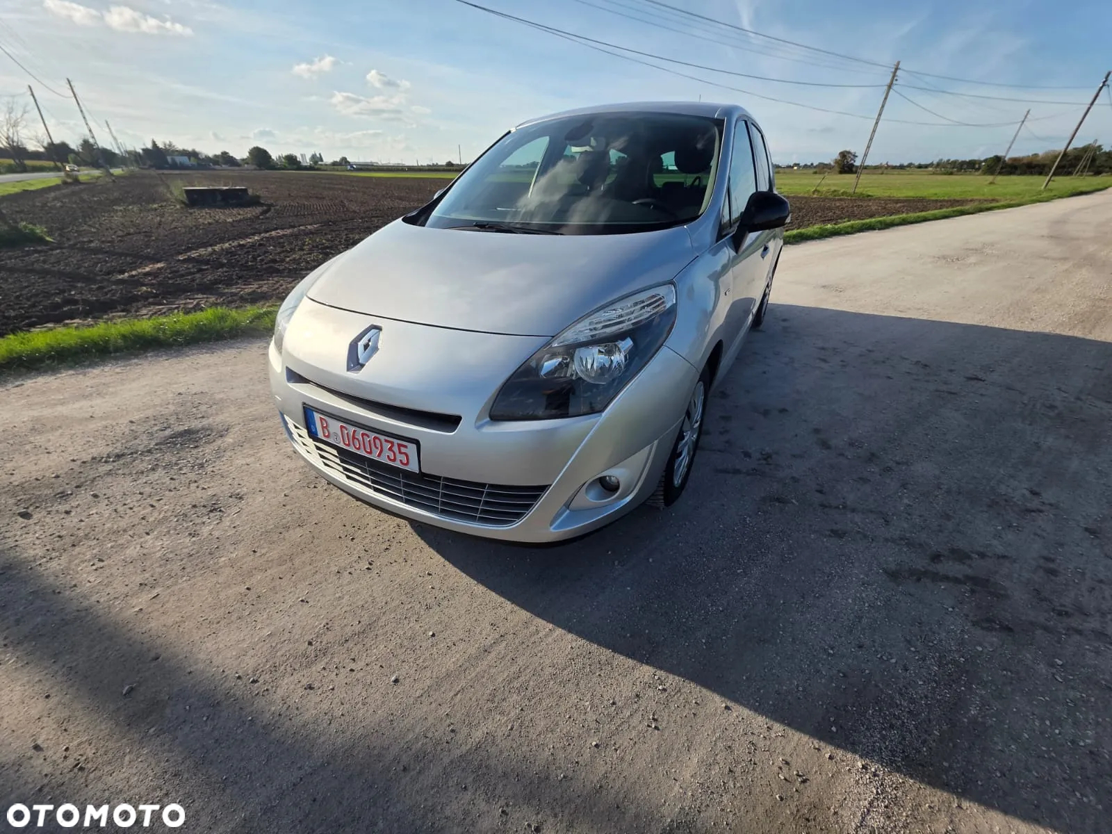 Renault Grand Scenic Gr 1.9 dCi Bose Edition - 3