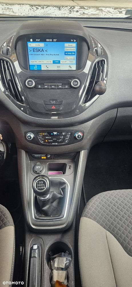 Ford Tourneo Courier 1.0 EcoBoost Titanium - 9