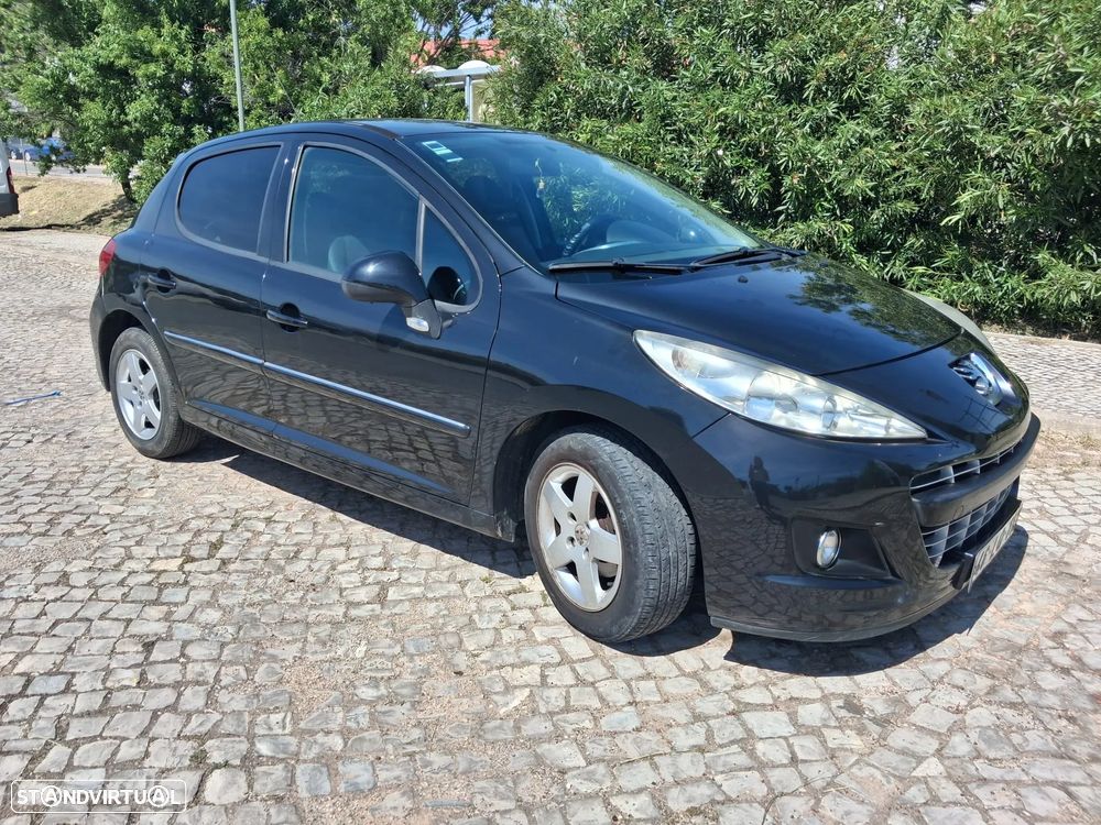 Peugeot 207 - 6