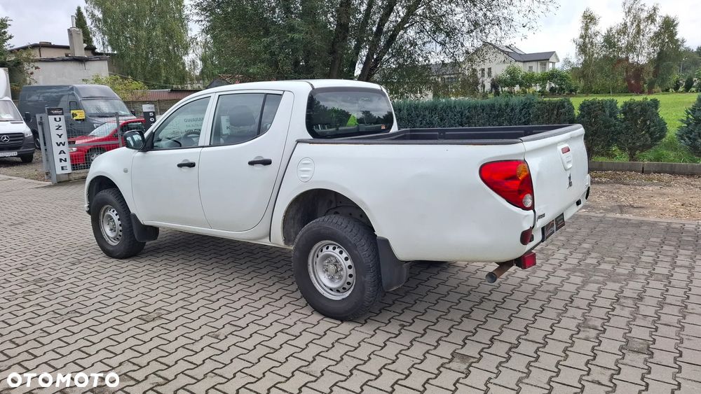 Mitsubishi L200 2.5 DID DC Invite AC - 23