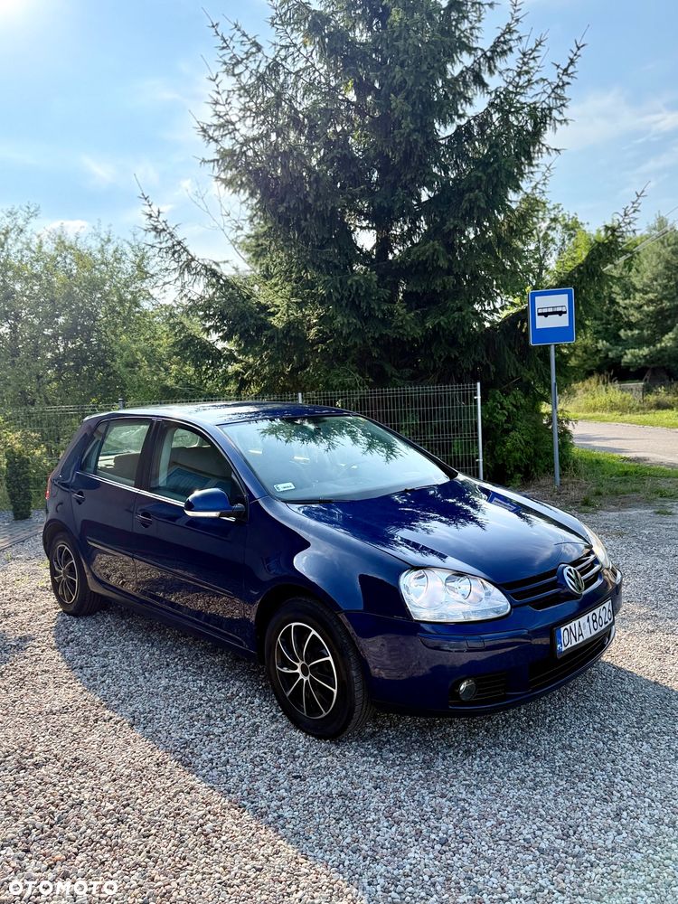 Volkswagen Golf 1.6 Trendline - 1