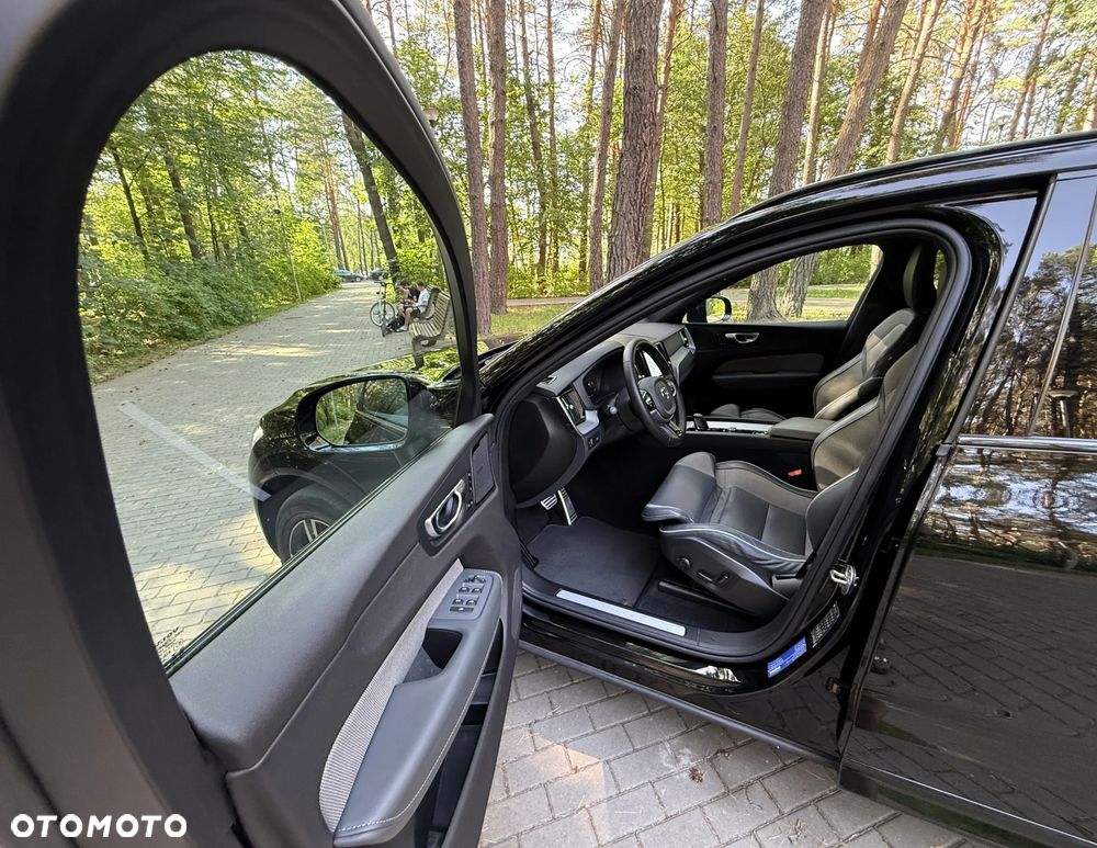 Volvo XC 60 B4 D AWD R-Design - 15