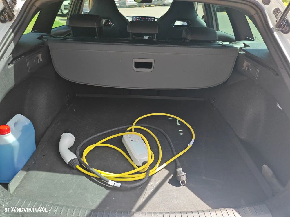 Cupra Leon ST 1.4 e-Hybrid MID DSG - 10